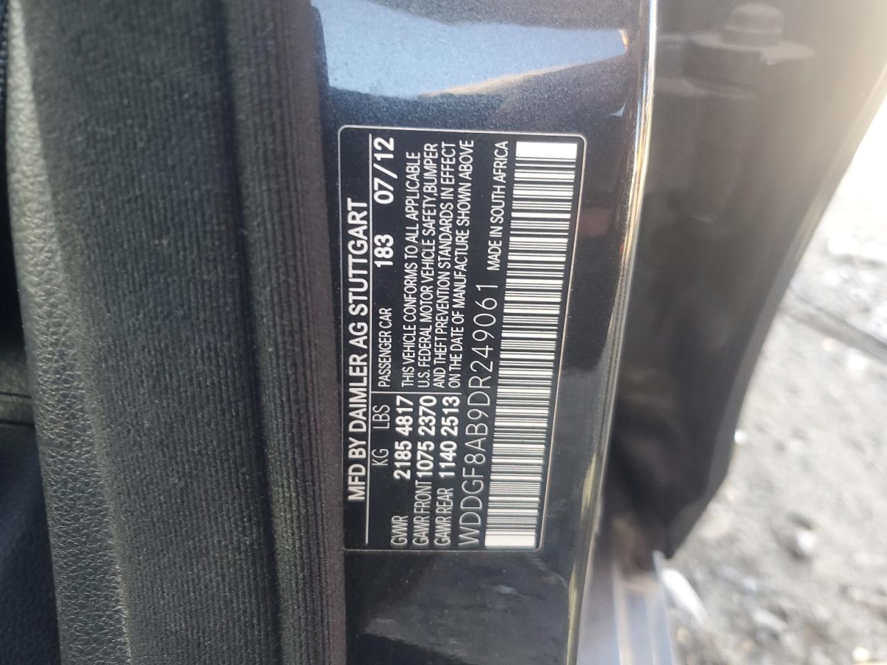 2013 Mercedes-Benz C-klasse VIN WDDGF8AB9DR249061 Copart auction photo, minor dent/scratches damage thumbnail 12