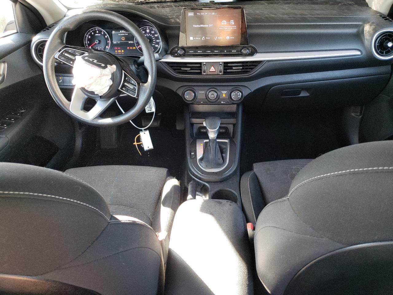 2022 KIA Forte VIN 3KPF24AD9NE494323 Copart auction photo, front end / minor dent/scratches damage thumbnail 8