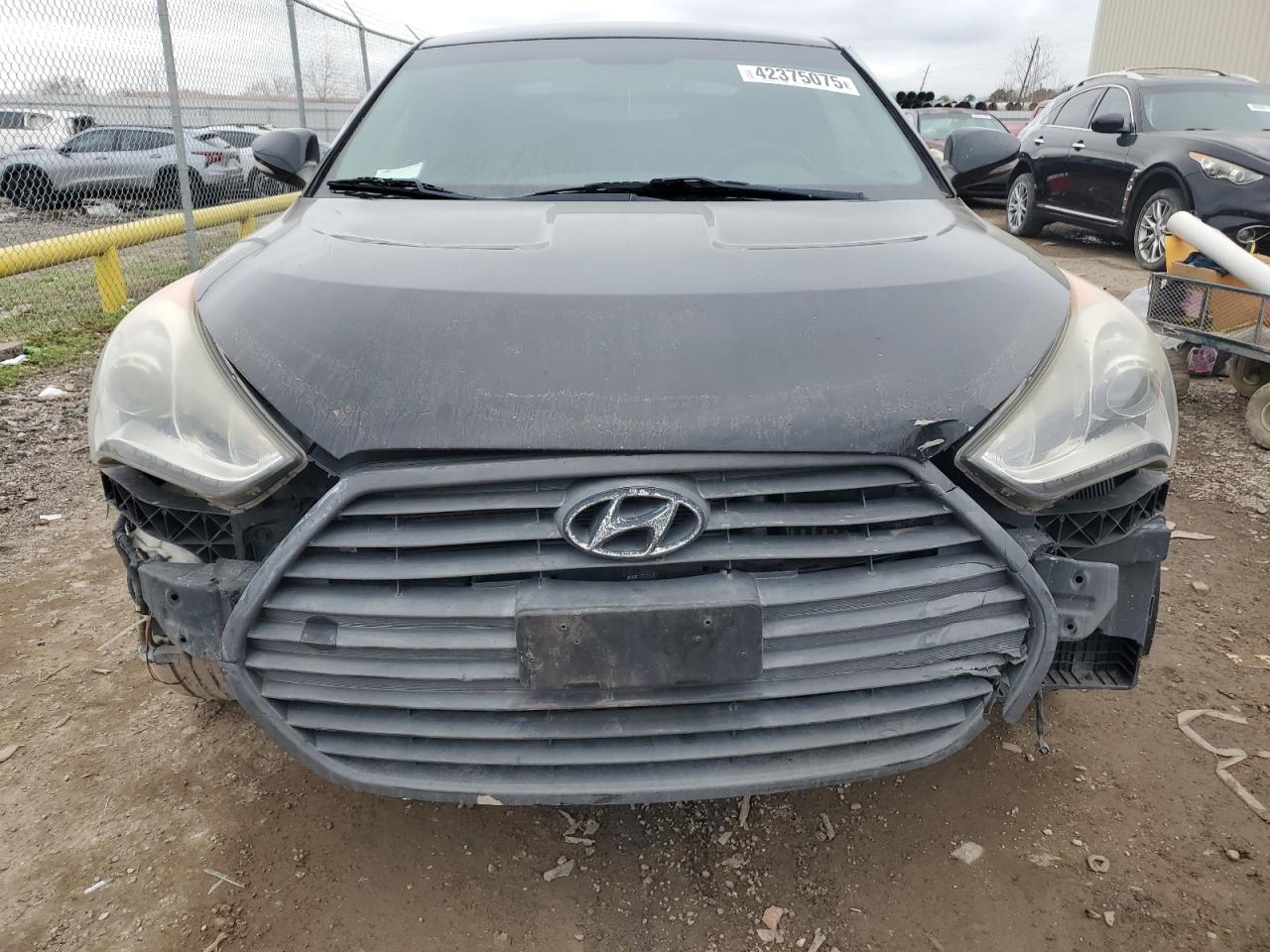 2013 Hyundai Veloster VIN KMHTC6AE3DU170574 Copart auction photo, front end / minor dent/scratches damage thumbnail 5