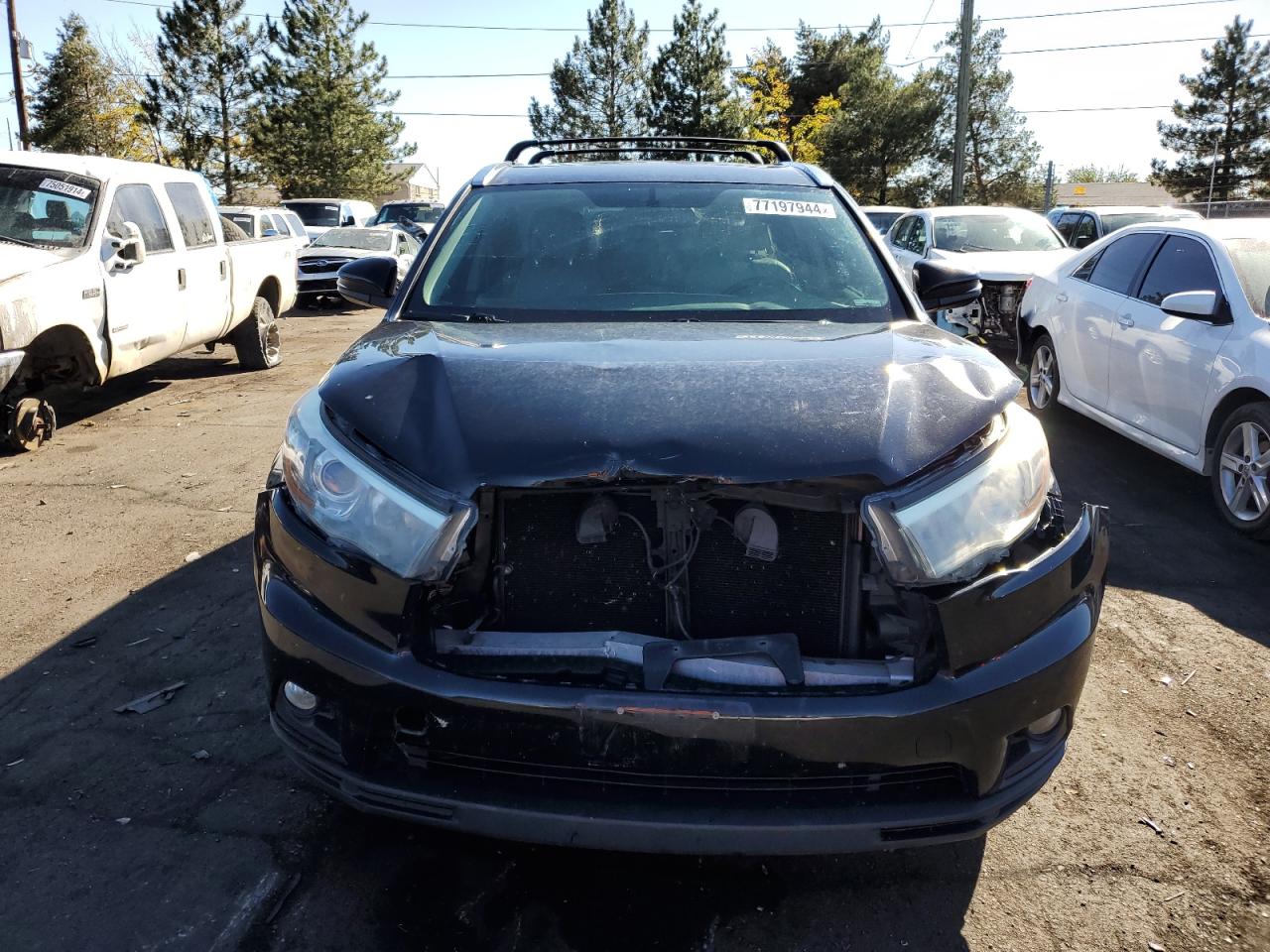 2016 Toyota Highlander VIN 5TDJKRFH2GS289714 Copart auction photo, all over damage thumbnail 5