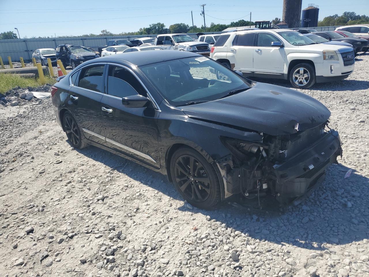 2017 Nissan Altima VIN 1N4AL3AP8HC169661 Copart auction photo, front end damage thumbnail 4