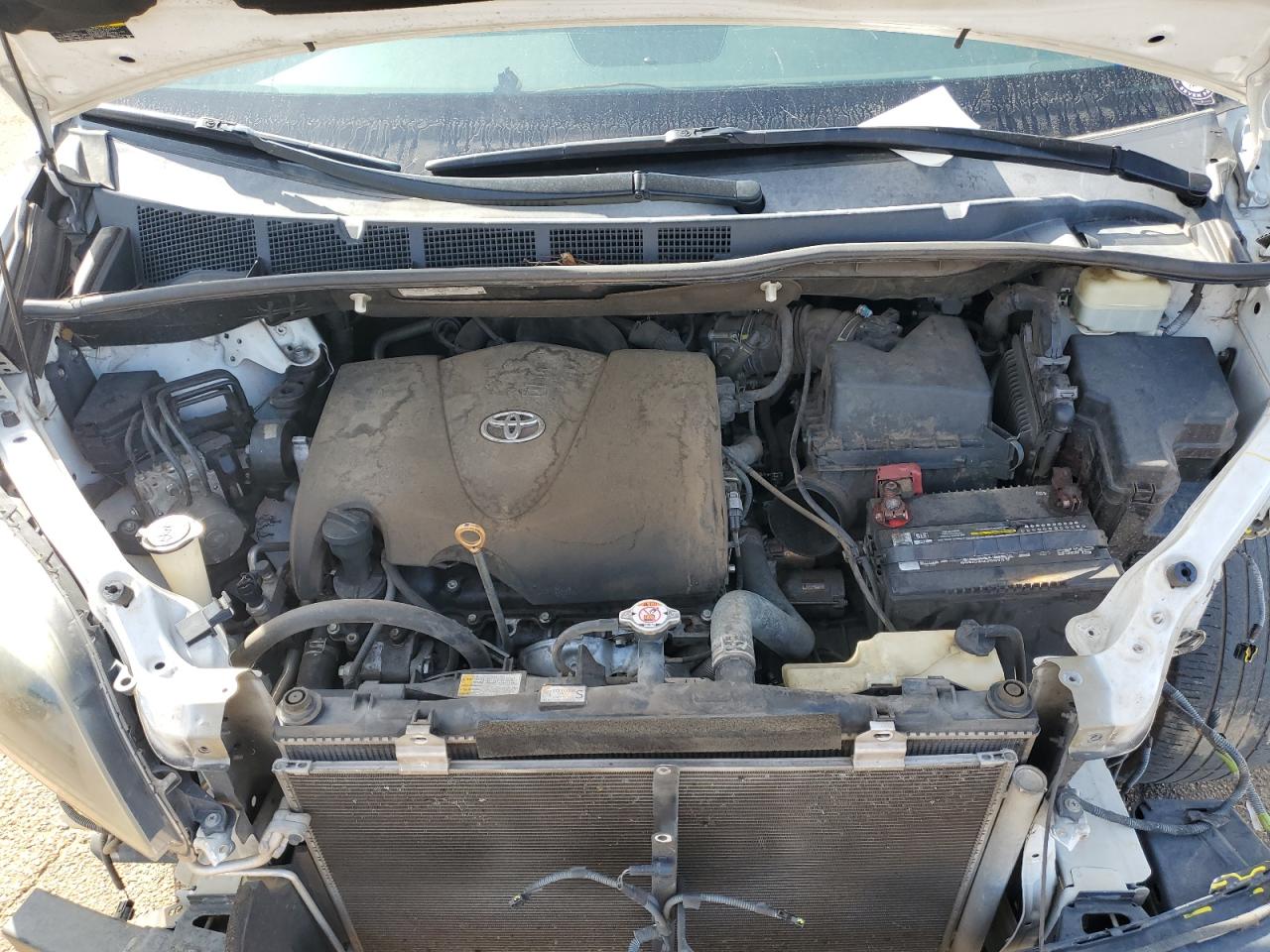 2017 Toyota Sienna VIN 5TDXZ3DC4HS801078 Copart auction photo, front end damage thumbnail 12