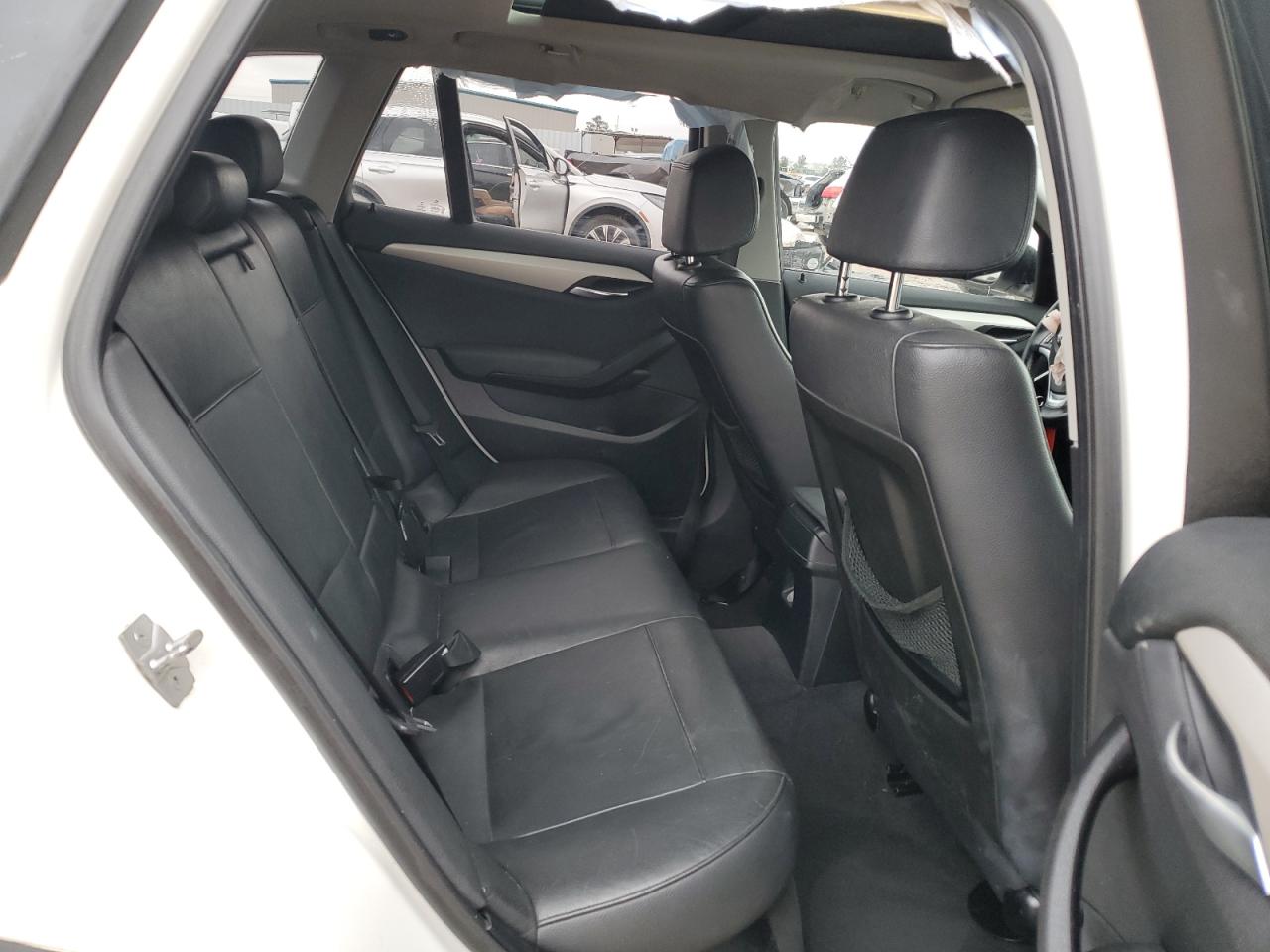 2014 BMW X1 VIN WBAVM1C54EVW55390 Copart auction photo, front end / minor dent/scratches damage thumbnail 10