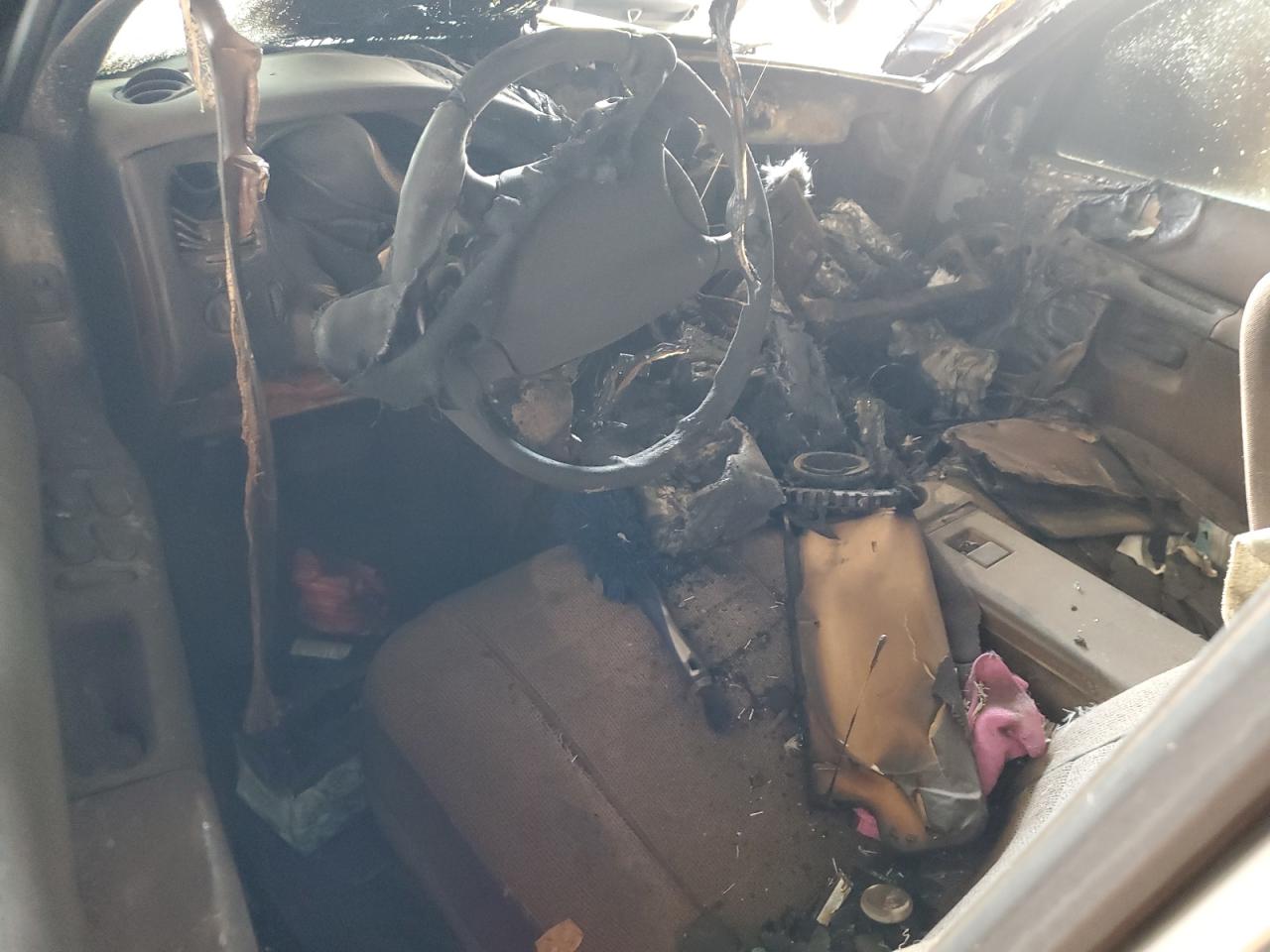 1995 Ford Explorer VIN 1FMDU34X9SZB68776 Copart auction photo, burn - engine damage thumbnail 8
