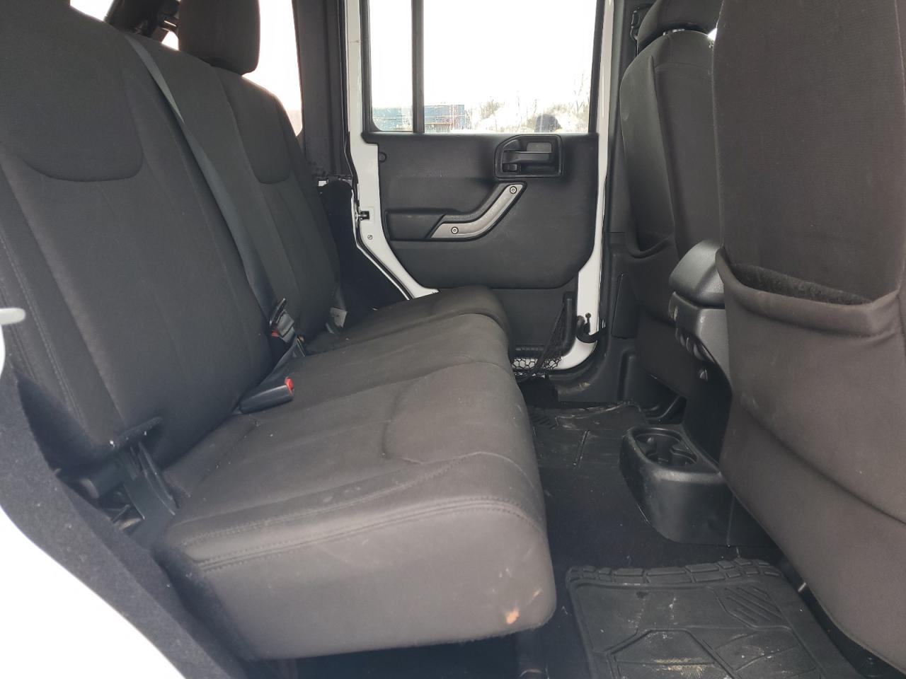 2015 Jeep Wrangler VIN 1C4BJWDG7FL689462 Copart auction photo, minor dent/scratches damage thumbnail 11