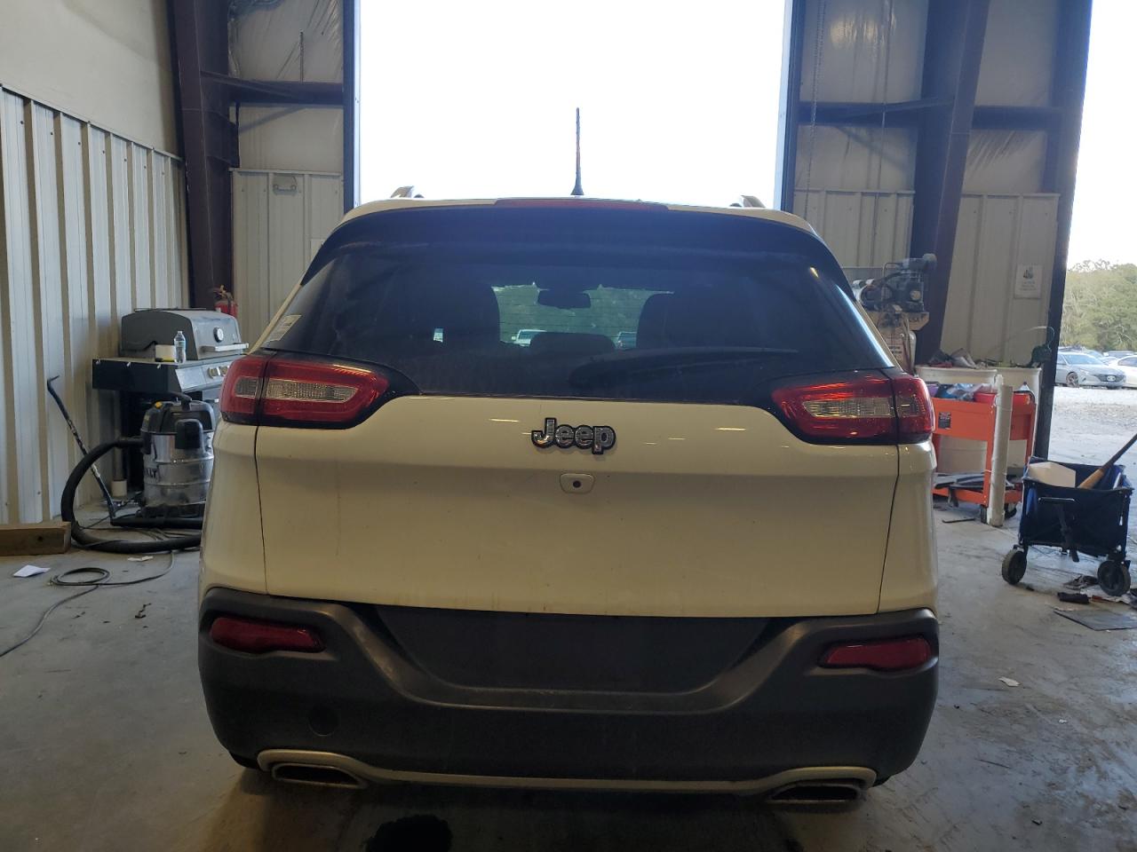2017 Jeep Grand Cherokee VIN 1C4PJLDS0HW653610 Copart auction photo, front end damage thumbnail 6