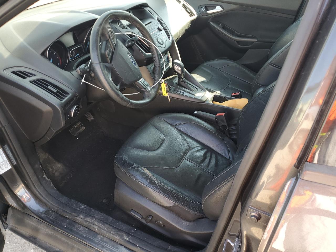 2015 Ford Focus VIN 1FADP3F25FL331063 Copart auction photo, front end damage thumbnail 7