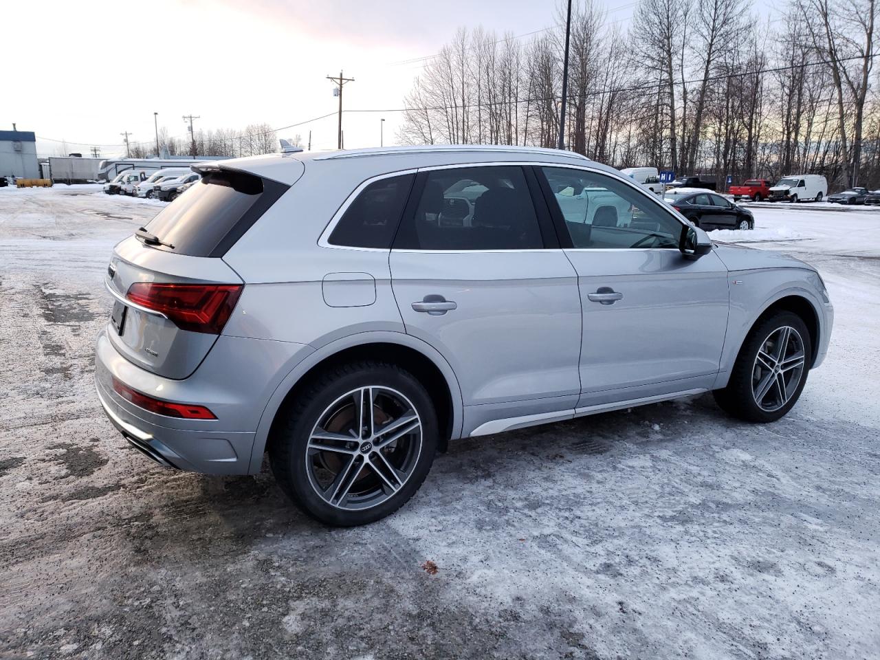 2021 Audi Q5 VIN WA1G2AFY1M2052740 Copart auction photo, normal wear damage thumbnail 3