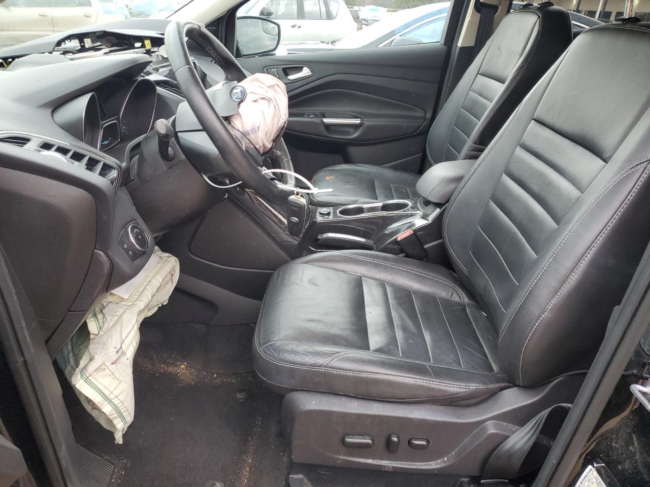 2016 Ford Escape VIN 1FMCU0J9XGUA03355 Copart auction photo, front end / side damage thumbnail 7