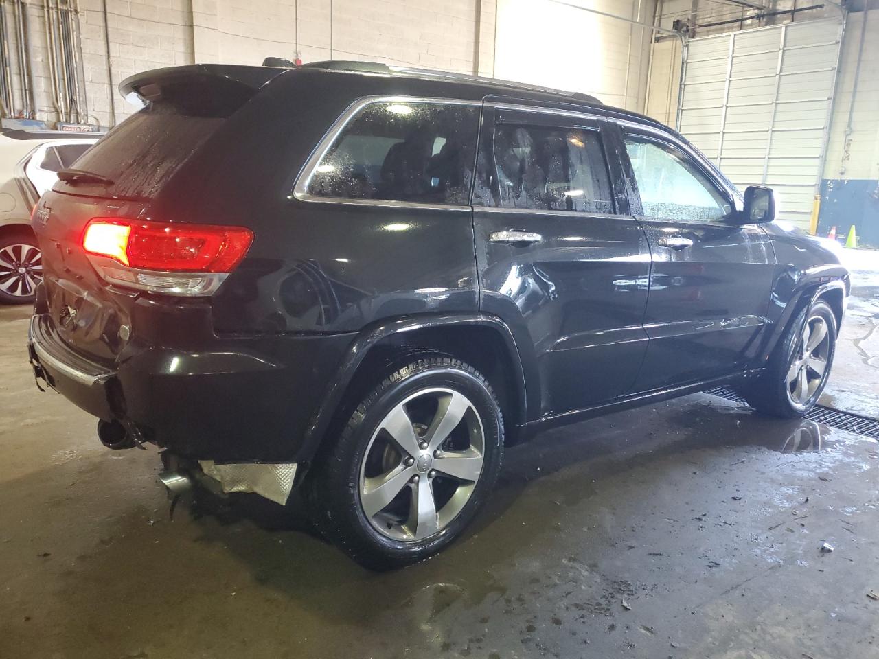 2015 Jeep Grand Cherokee VIN 1C4RJFCG8FC732562 Copart auction photo, rear end / front end damage thumbnail 3