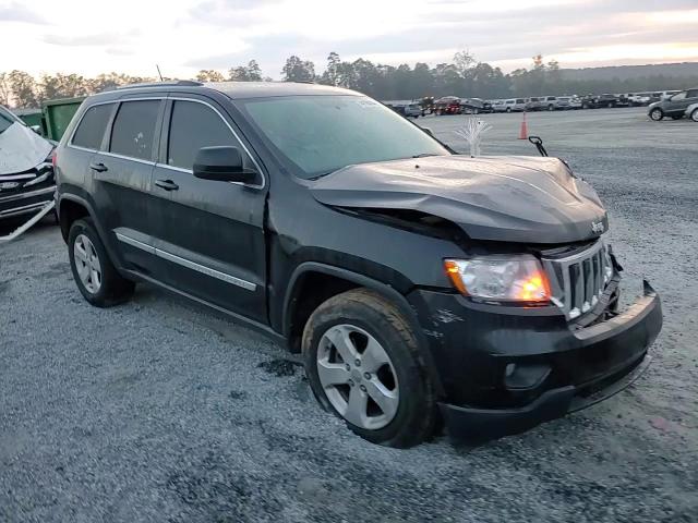 2013 Jeep Grand Cherokee VIN 1C4RJFAG0DC553092 Copart auction photo, front end / minor dent/scratches damage thumbnail 11