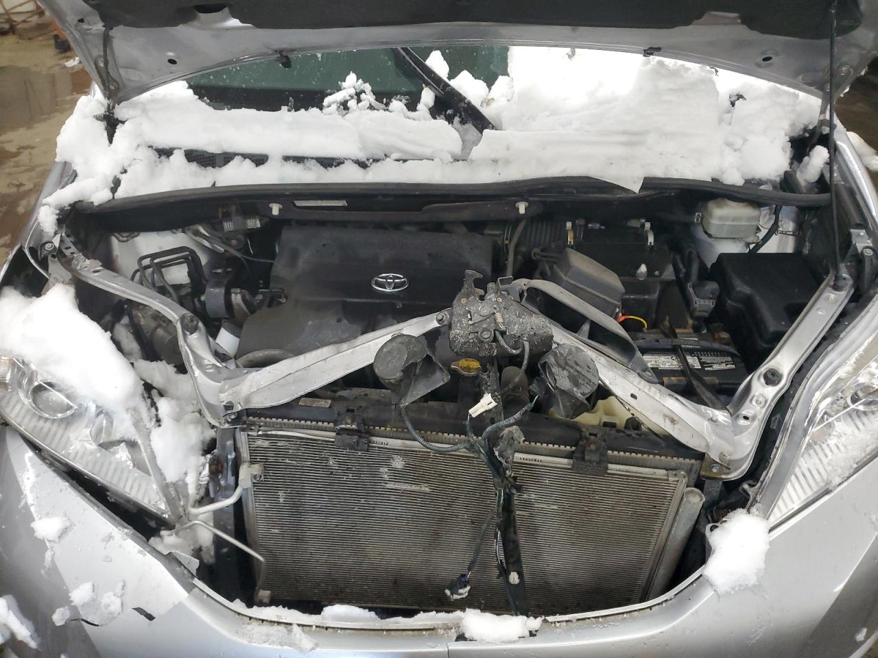 2012 Toyota Sienna VIN 5TDYK3DC0CS274867 Copart auction photo, front end damage thumbnail 14