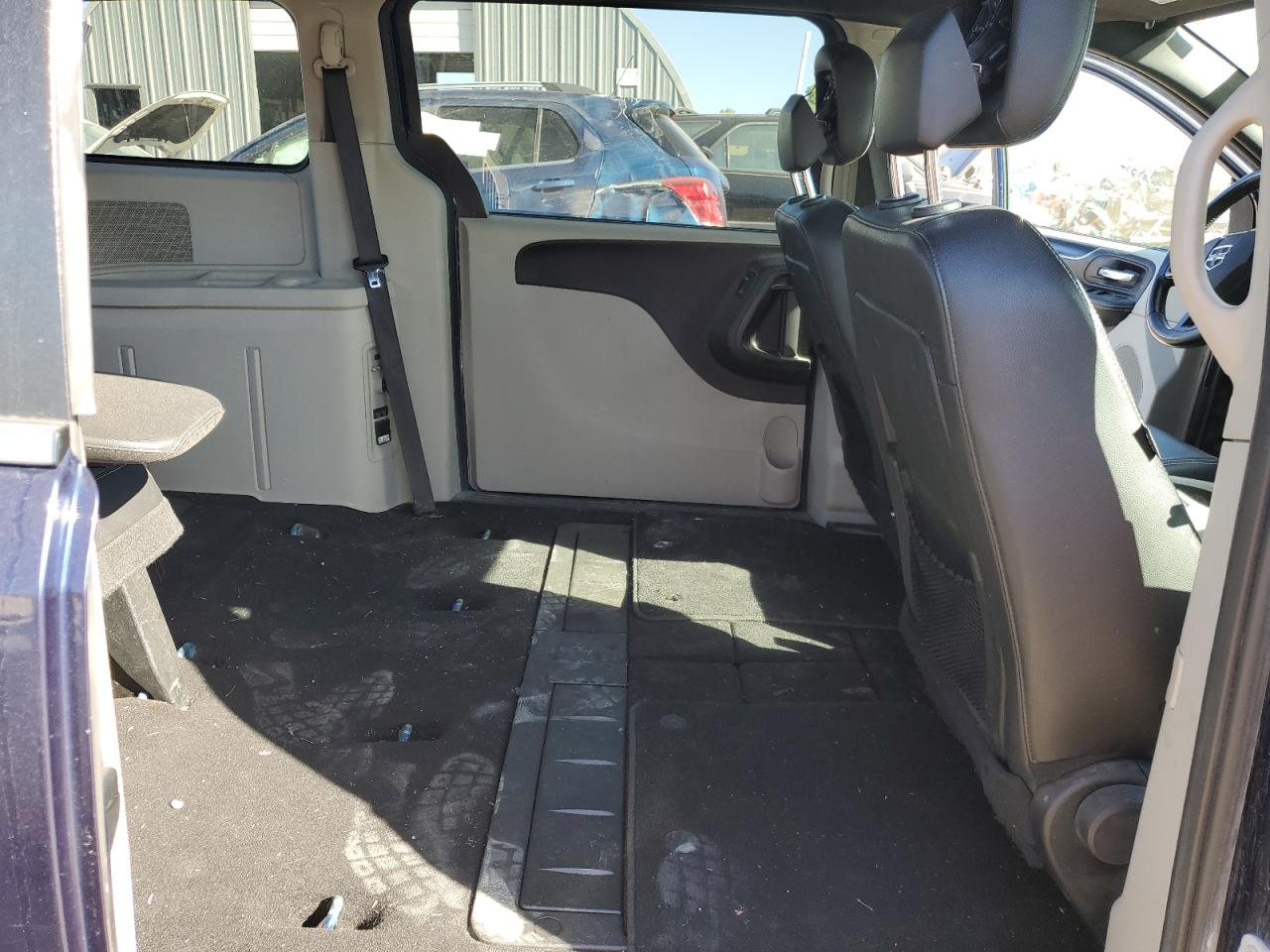 2017 Dodge Caravan VIN 2C4RDGCG5HR662509 Copart auction photo, rear end / minor dent/scratches damage thumbnail 11