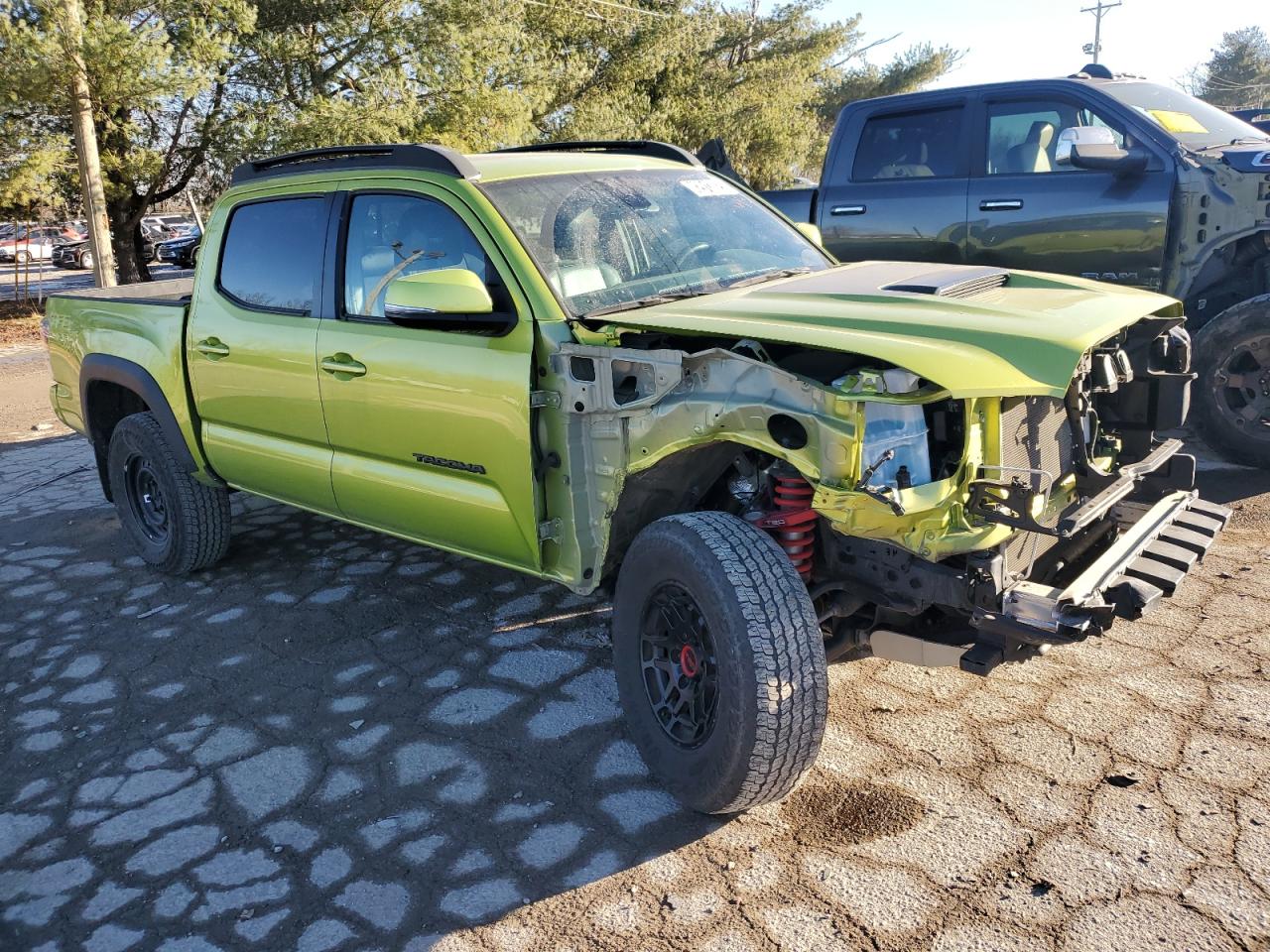 2022 Toyota Tacoma VIN 3TYCZ5AN1NT089242 Copart auction photo, front end damage thumbnail 4