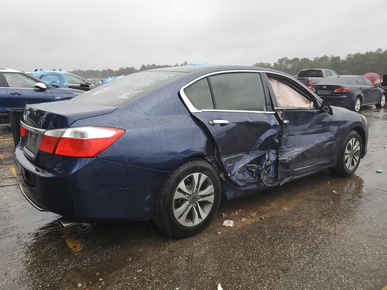 2015 Honda Accord VIN 1HGCR2F35FA198241 Copart auction photo, side damage thumbnail 3