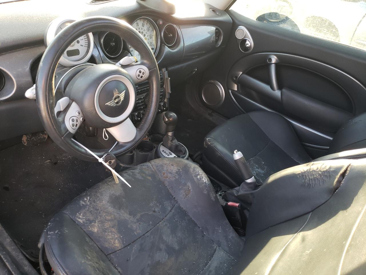 2006 MINI Cooper VIN WMWRE33506TJ48445 Copart auction photo, all over damage thumbnail 8