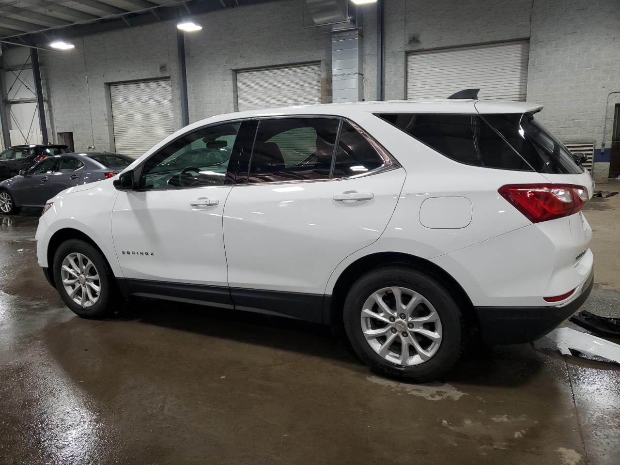2020 Chevrolet Equinox VIN 3GNAXUEV7LS572926 Copart auction photo, front end damage thumbnail 2