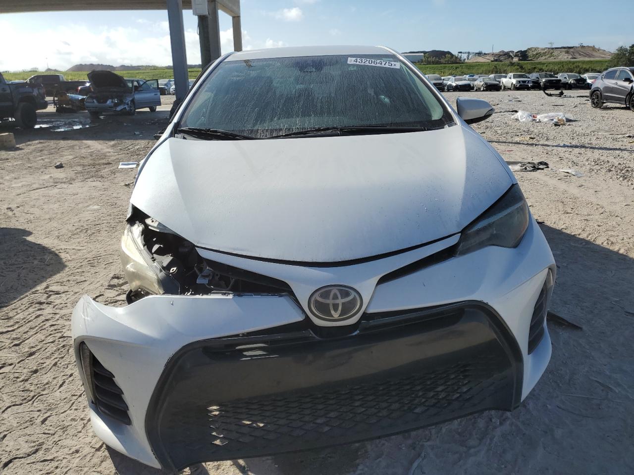 2018 Toyota Corolla VIN 5YFBURHE5JP738546 Copart auction photo, front end / side damage thumbnail 5