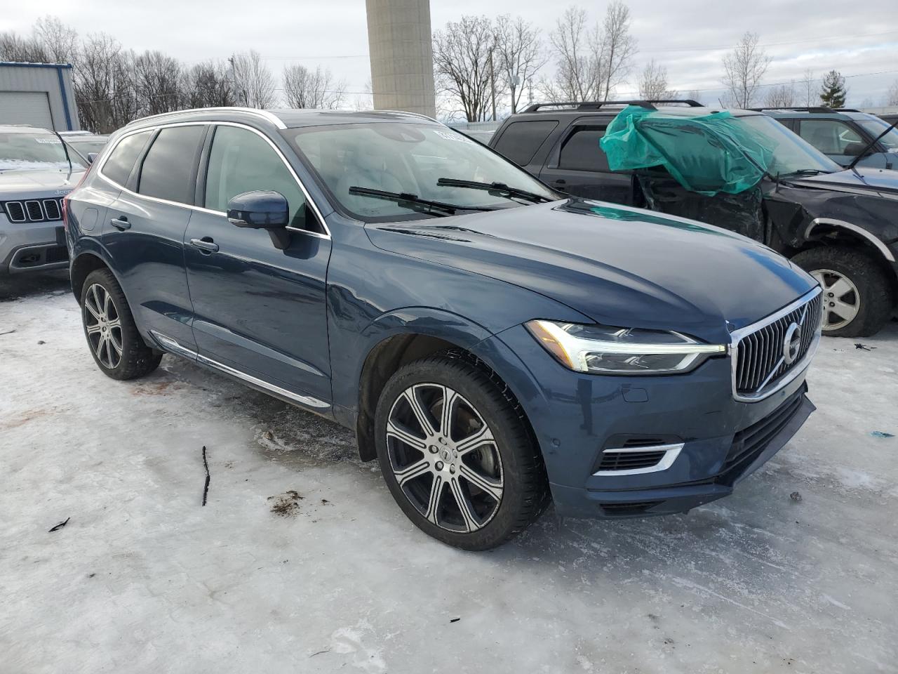2018 Volvo XC60 VIN YV4BR0DL0J1067029 Copart auction photo, front end damage thumbnail 4