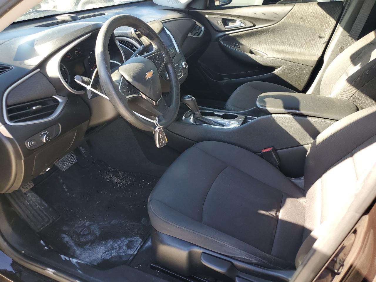 2020 Chevrolet Malibu VIN 1G1ZB5ST5LF151416 Copart auction photo, front end / side damage thumbnail 7