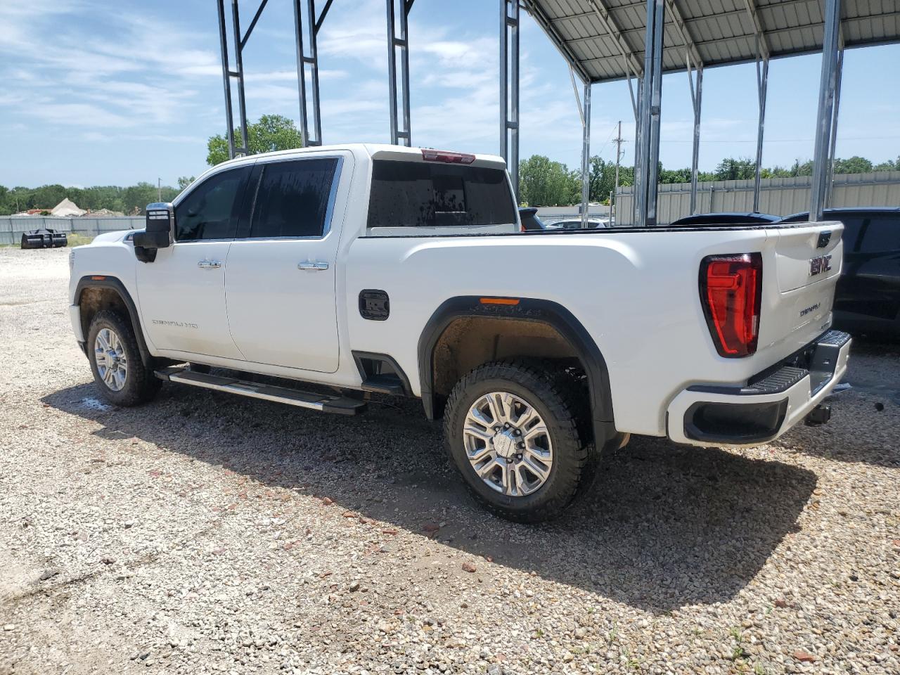 2022 GMC Sierra VIN 1GT49REY6NF334838 Copart auction photo, normal wear damage thumbnail 2