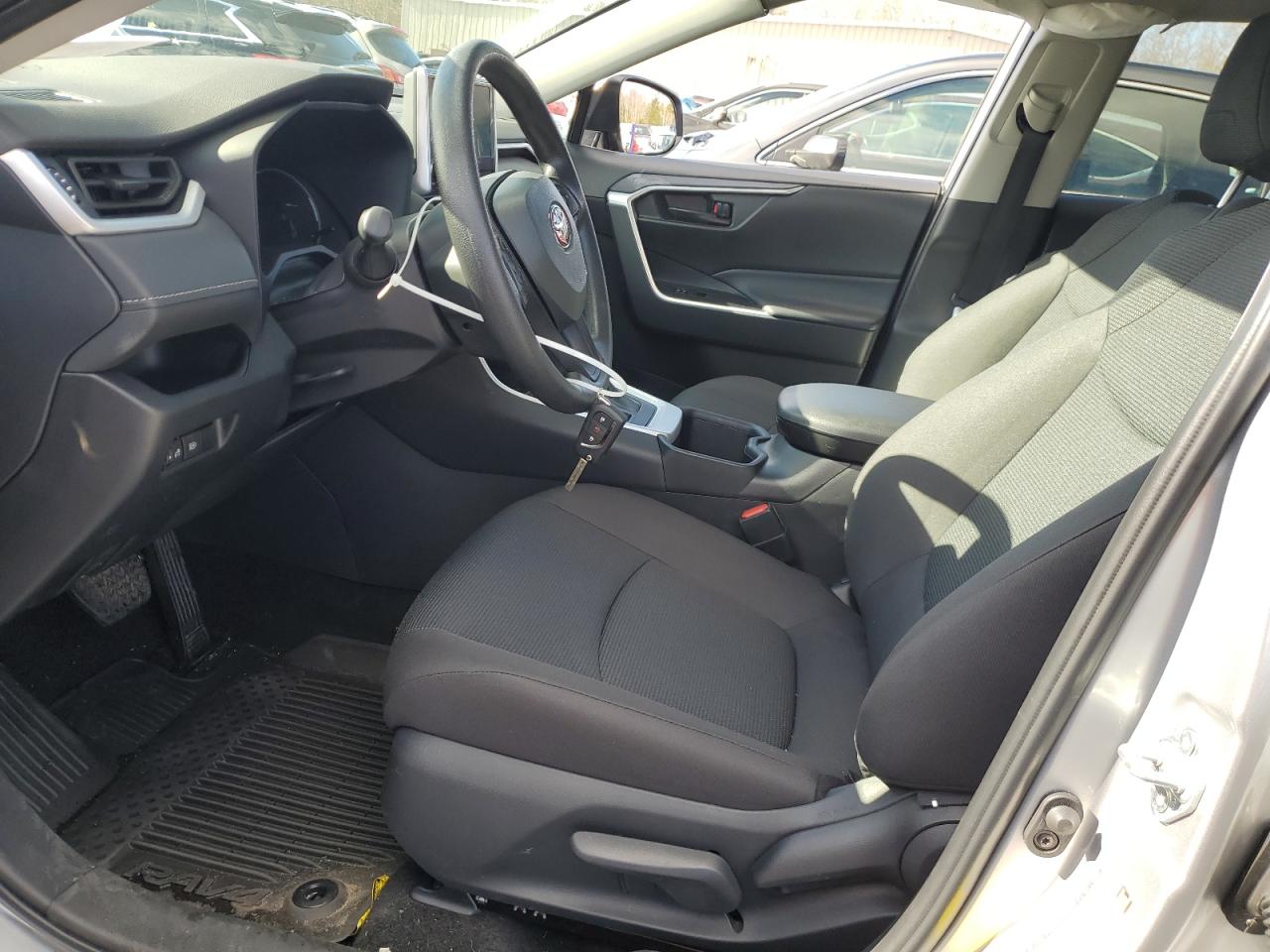 2024 Toyota RAV 4 VIN 2T3G1RFV5RC483790 Copart auction photo, side / minor dent/scratches damage thumbnail 7