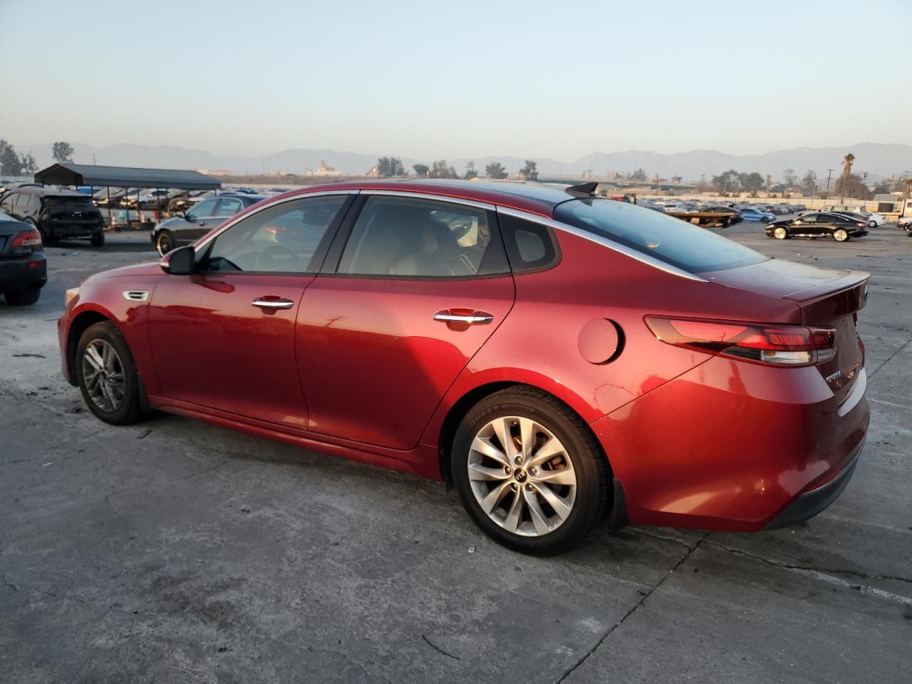 2018 KIA Optima VIN 5XXGT4L39JG235998 Copart auction photo, vandalism damage thumbnail 2