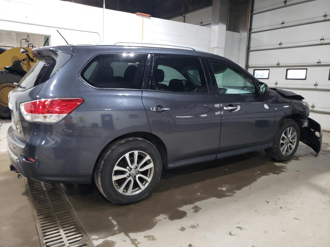 2013 Nissan Pathfinder VIN 5N1AR2MMXDC642003 Copart auction photo, front end damage thumbnail 3