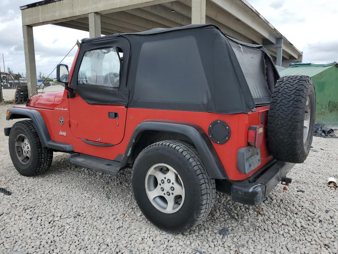 1997 Jeep Wrangler VIN 1J4FY29P1VP524751 Copart auction photo, undercarriage / mechanical damage thumbnail 2