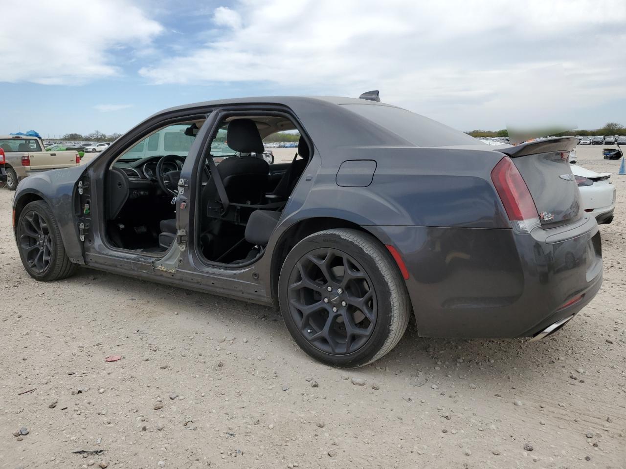 2019 Chrysler 300 VIN 2C3CCAAG8KH602041 Copart auction photo, side / all over damage thumbnail 2