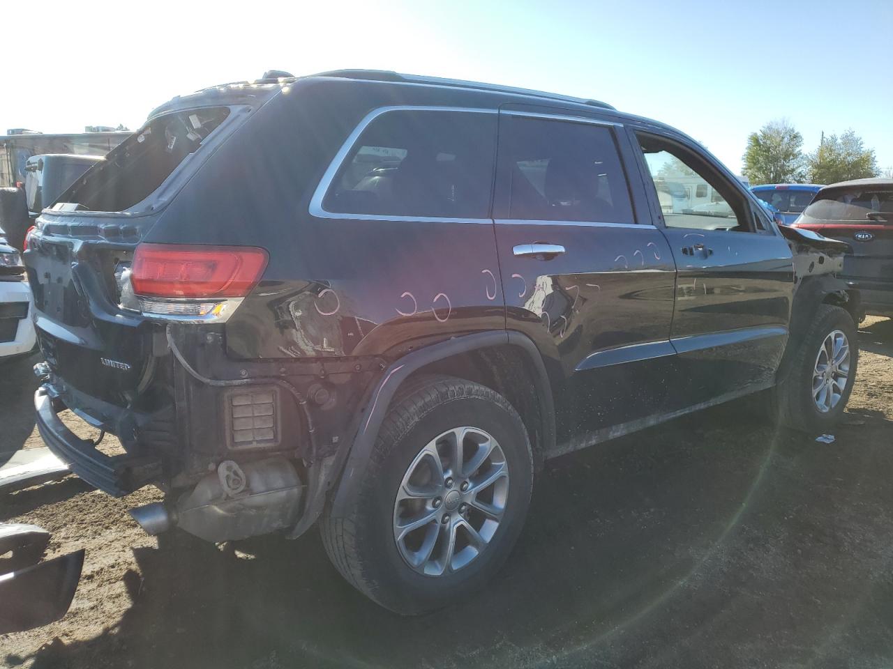 2015 Jeep Grand Cherokee VIN 1C4RJFBGXFC241671 Copart auction photo, front end / rear end damage thumbnail 3