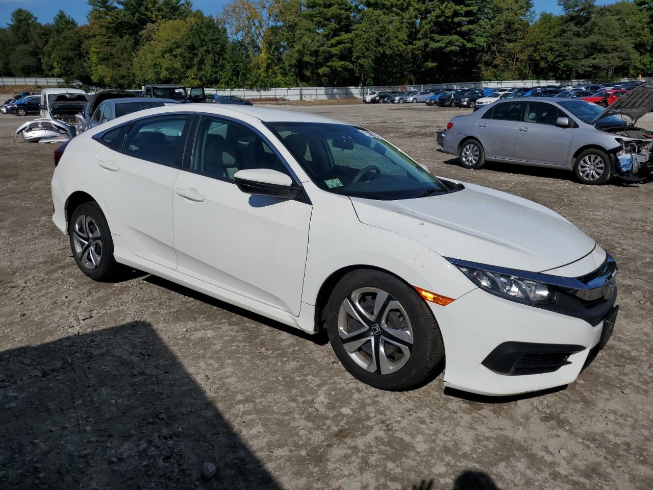 2018 Honda Civic VIN 19XFC2F54JE202848 Copart auction photo, side / front end damage thumbnail 4