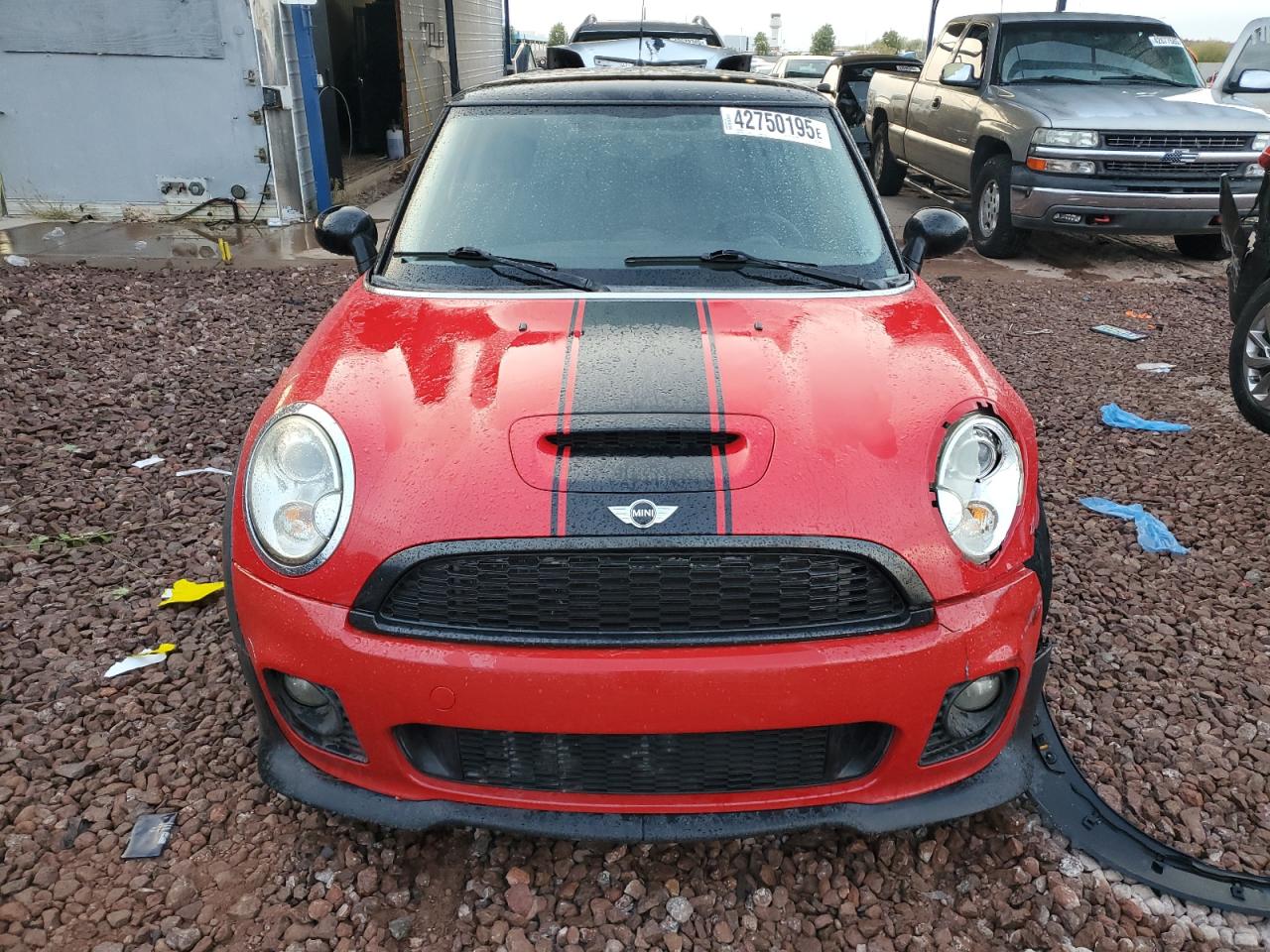 2009 MINI Cooper VIN WMWMF73589TT98521 Copart auction photo, front end damage thumbnail 5
