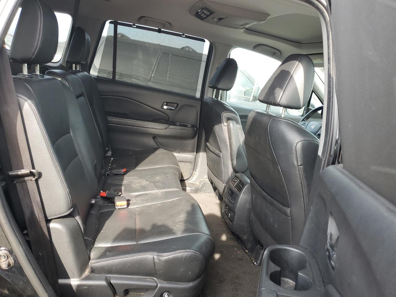 2016 Honda Pilot VIN 5FNYF6H82GB005369 Copart auction photo, all over / vandalism damage thumbnail 10