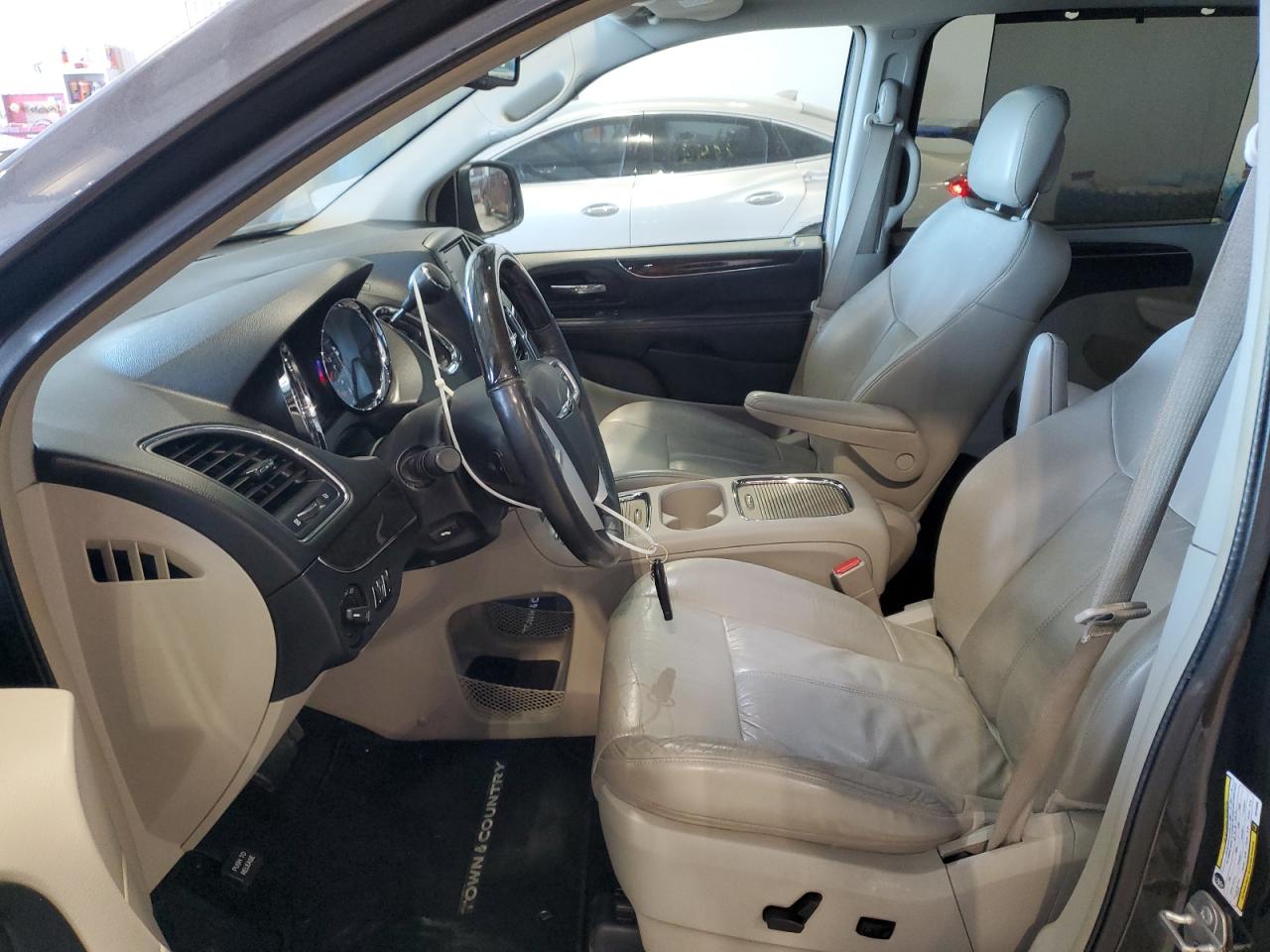2016 Chrysler Town & Country VIN 2C4RC1GG3GR240005 Copart auction photo, side damage thumbnail 7