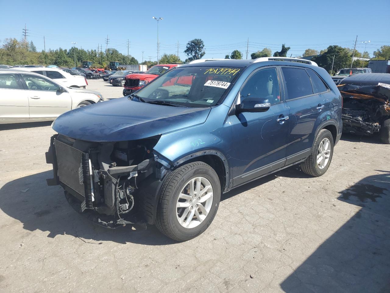 2014 KIA Sorento VIN 5XYKT4A62EG501077