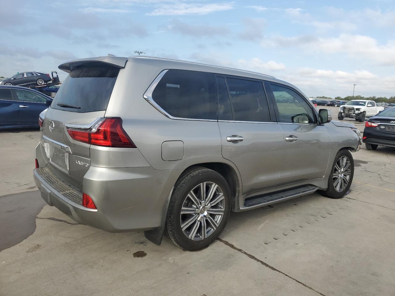 2016 Lexus LX VIN JTJHY7AX7G4203967 Copart auction photo, front end damage thumbnail 3