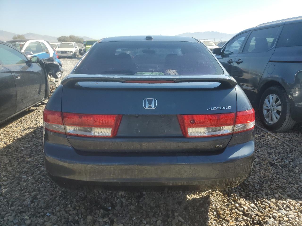 2004 Honda cb VIN JHMCM56894C013568 Copart auction photo, side damage thumbnail 6