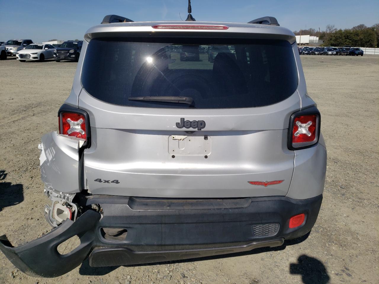 2015 Jeep Renegade VIN ZACCJBCT8FPC46714 Copart auction photo, rear end / side damage thumbnail 6