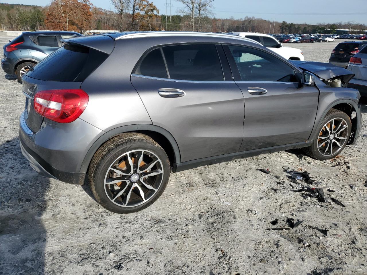 2017 Mercedes-Benz GLA-klasse VIN WDCTG4GB0HJ325741 Copart auction photo, front end damage thumbnail 3
