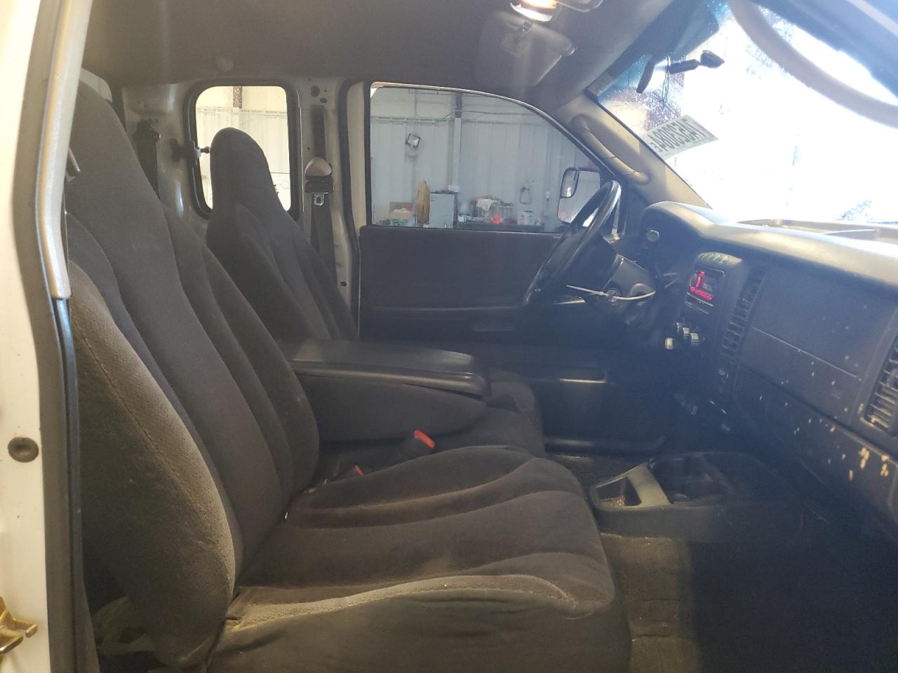 2004 Dodge Dakota VIN 1D7HG32N34S739646 Copart auction photo, all over damage thumbnail 10