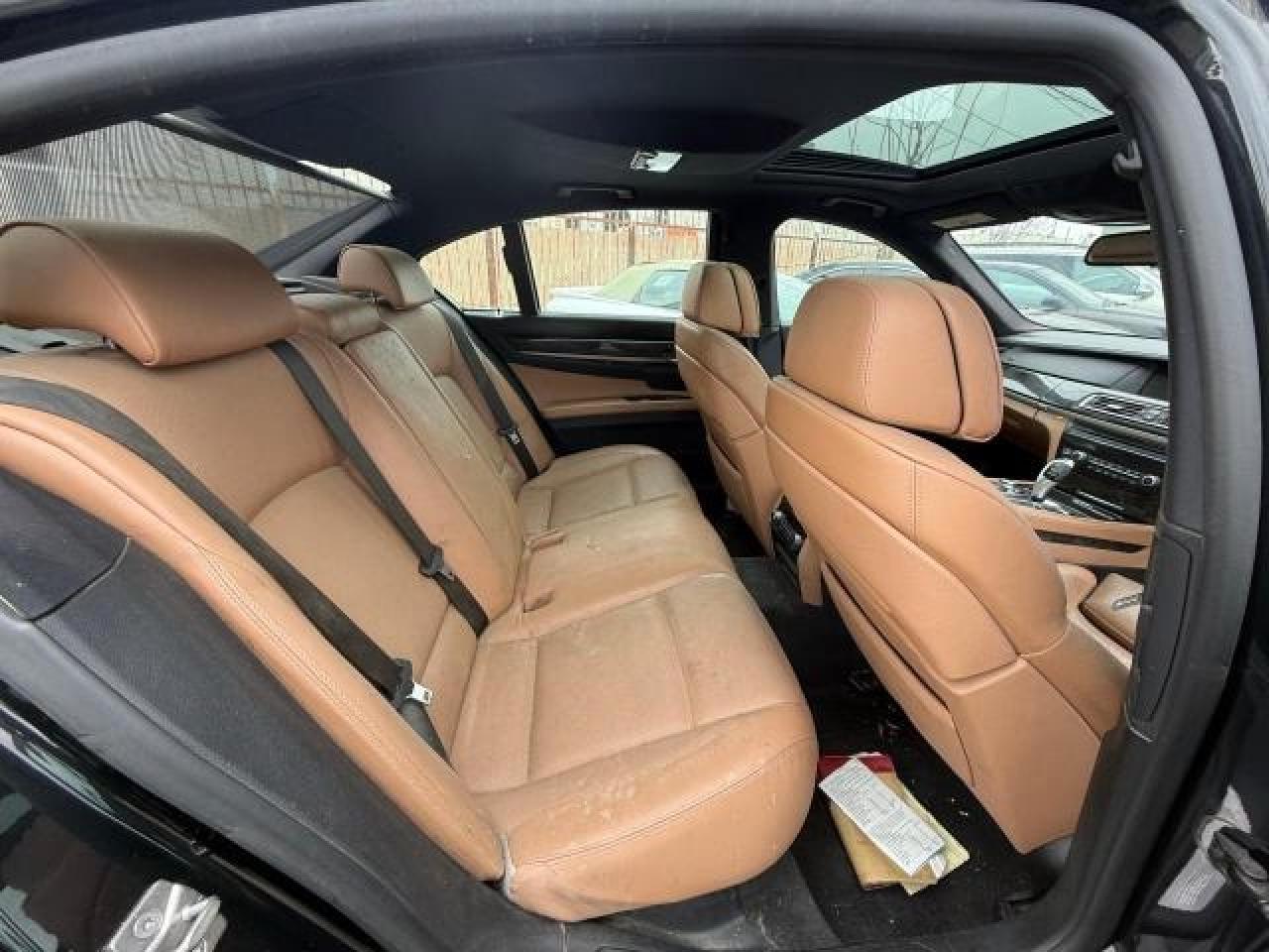 2012 BMW 7er VIN WBAKA8C5XCDX01120 Copart auction photo, normal wear / minor dent/scratches damage thumbnail 6
