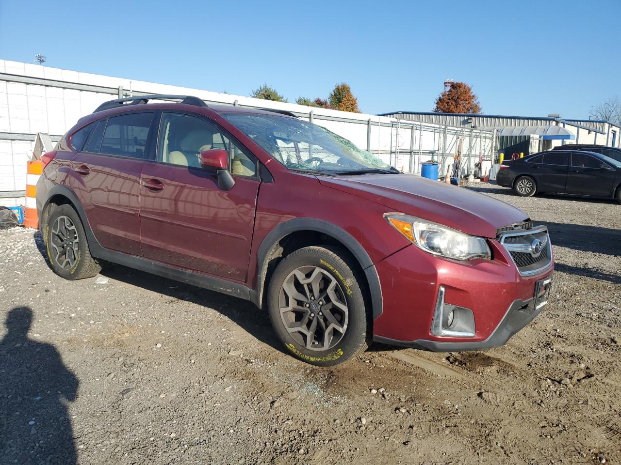 2017 Subaru XV VIN JF2GPAKC6H8236450 Copart auction photo, front end / side damage thumbnail 4