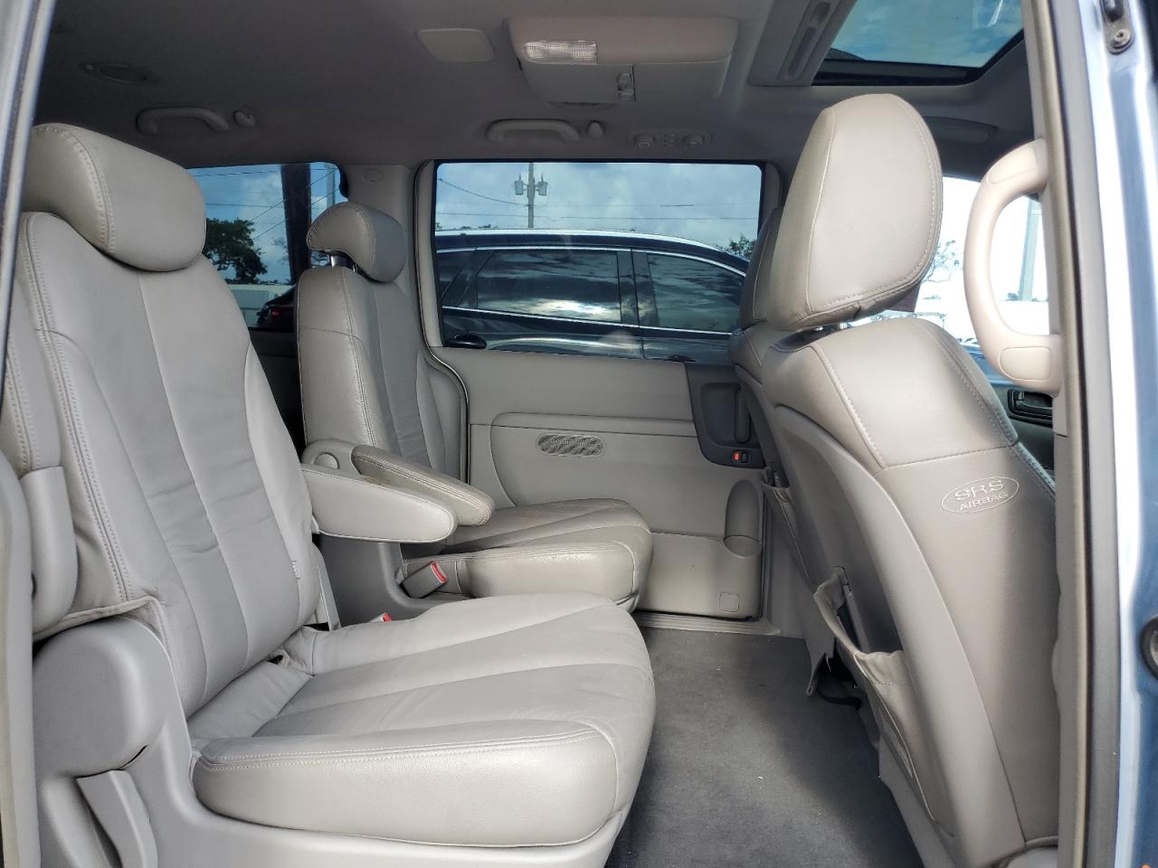 2007 KIA Sedona VIN KNDMB233176172560 Copart auction photo, minor dent/scratches damage thumbnail 11