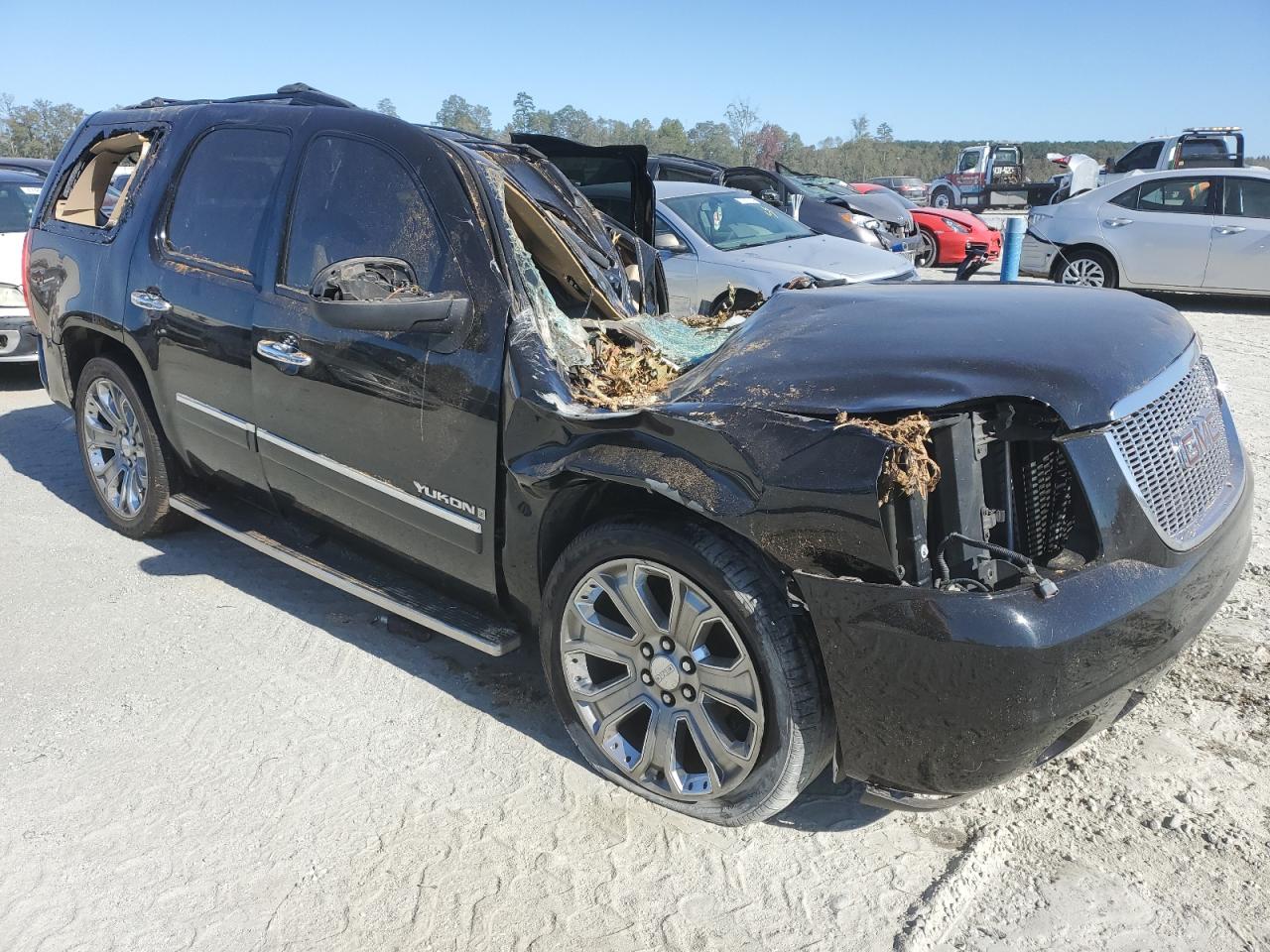 2009 GMC Yukon VIN 1GKFK33049R286014 Copart auction photo, top/roof damage thumbnail 4