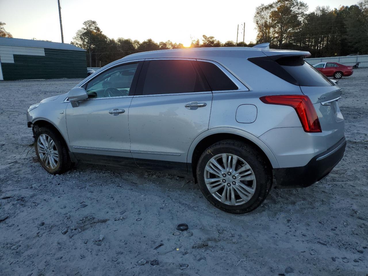 2018 Cadillac XT5 VIN 1GYKNERS2JZ127576 Copart auction photo, front end damage thumbnail 2