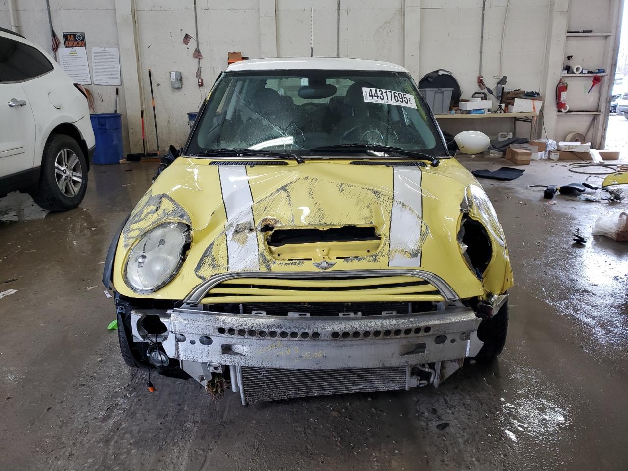 2004 MINI Cooper VIN WMWRE33474TD85294 Copart auction photo, rollover damage thumbnail 5