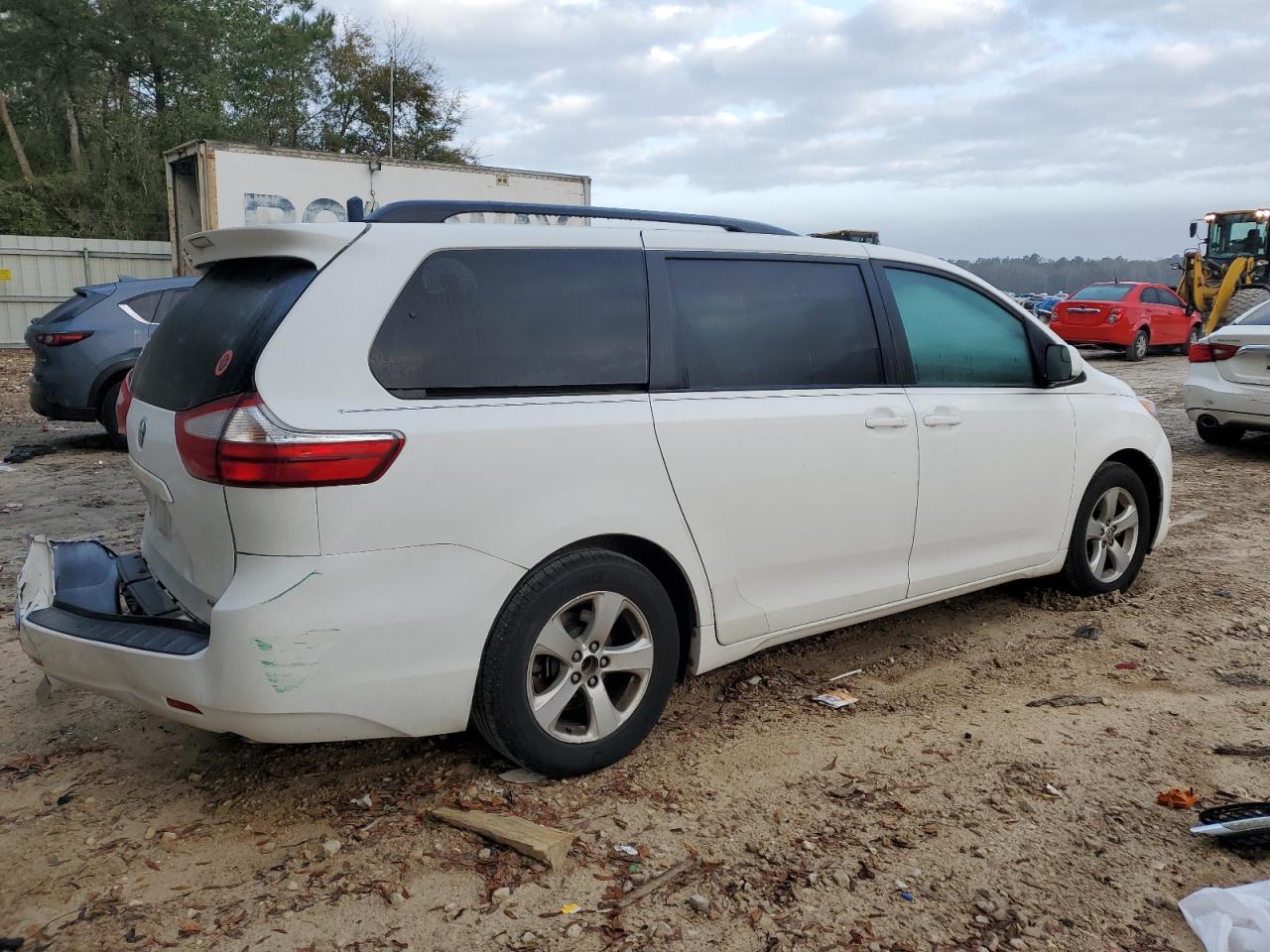 2015 Toyota Sienna VIN 5TDKK3DC6FS586895 Copart auction photo, rear end damage thumbnail 3