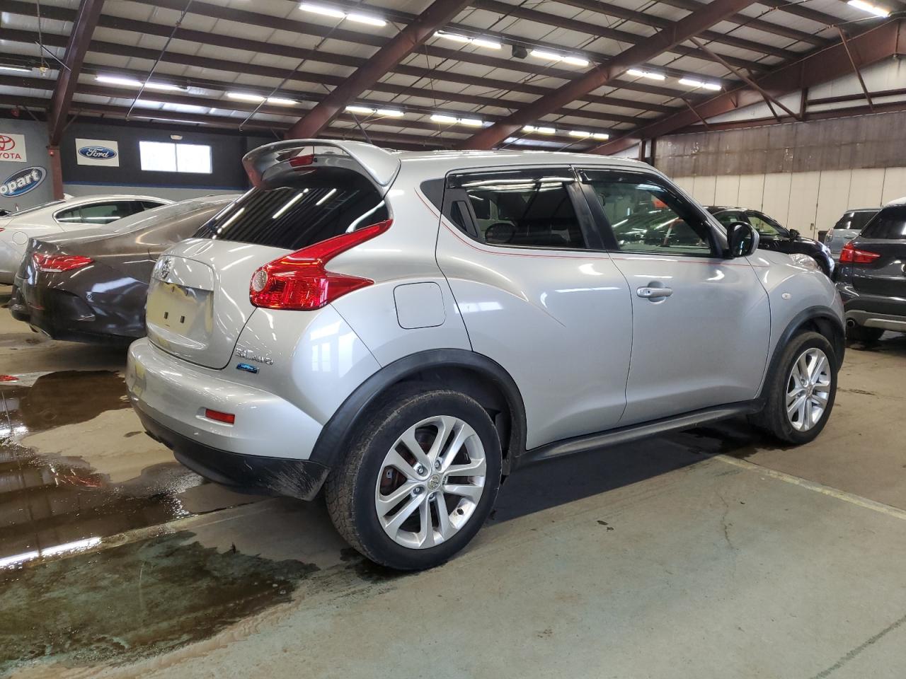 2013 Nissan Juke VIN JN8AF5MVXDT210135 Copart auction photo, side / minor dent/scratches damage thumbnail 3