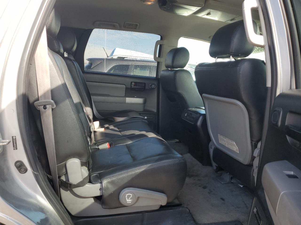 2008 Toyota Sequoia VIN 5TDBY64A88S003504 Copart auction photo, front end damage thumbnail 11